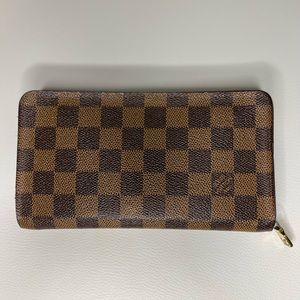 Authentic Louis Vuitton Damier Ebene zippy wallet